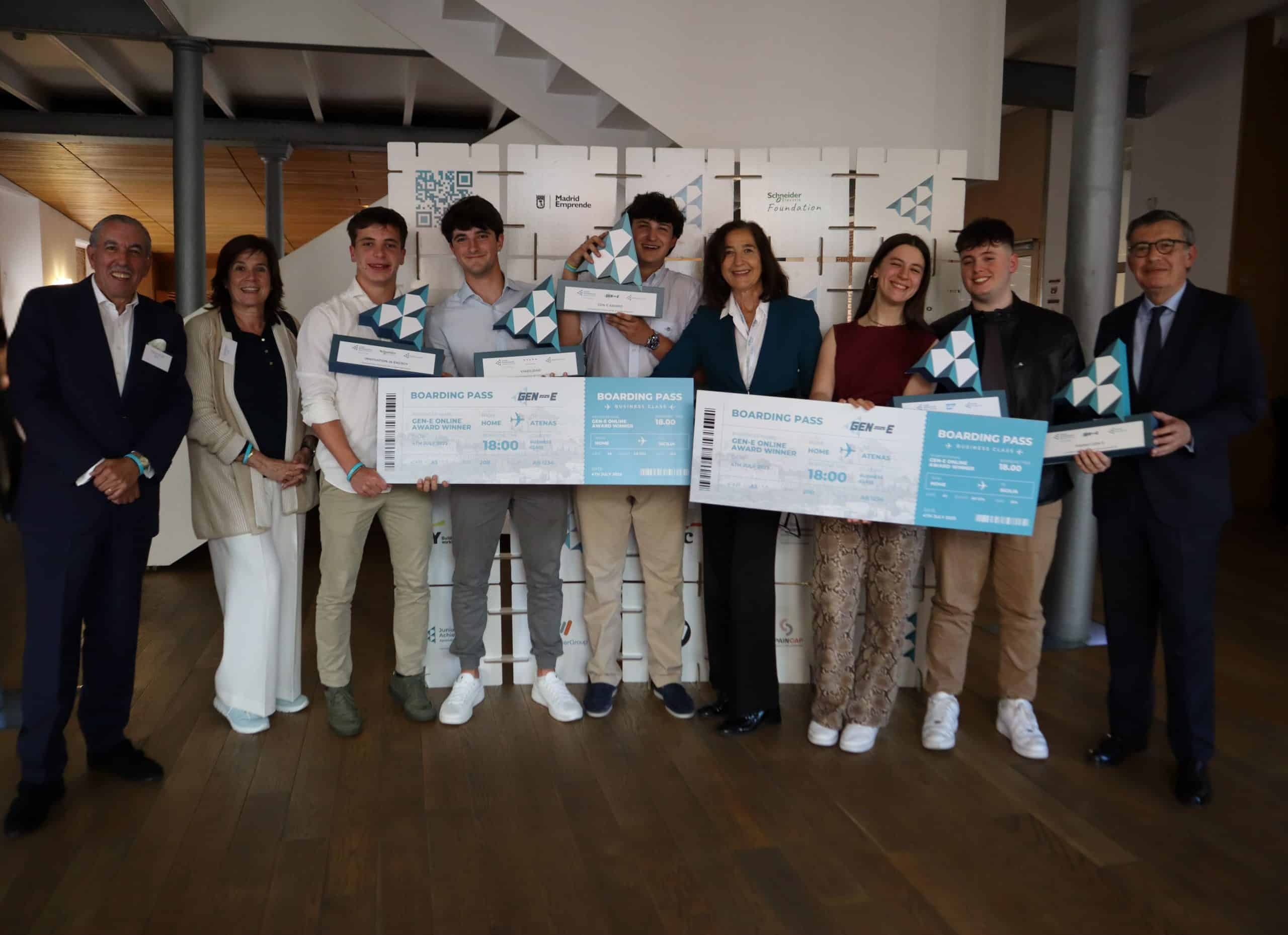 España ya tiene representantes para la mayor competición juvenil de emprendimiento de Europa: GreenChain y Link3rs