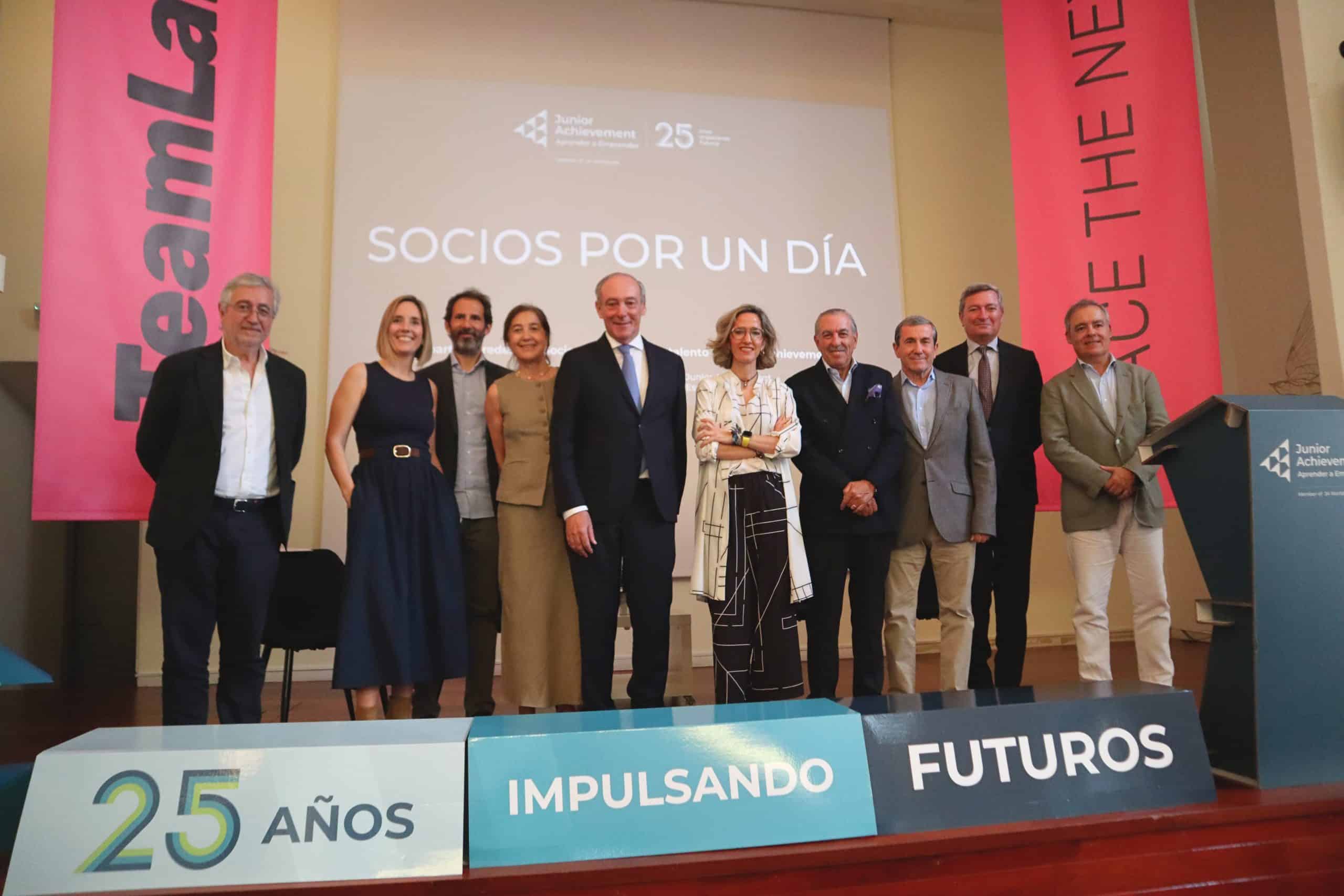 Vicente Cancio, presidente de Junior Achievement España: “El reto actual de los jóvenes es entender como la tecnología, y en concreto la IA, cambiará su forma de aprender, trabajar y construir su futuro profesional”